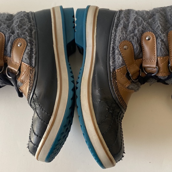 Sorel Tofino Felt Quilted Boots Gray/Black Women's Size 6.5 NL2113-242 - Picture 10 of 16